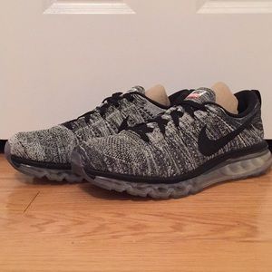 Men’s Nike Flyknit Max